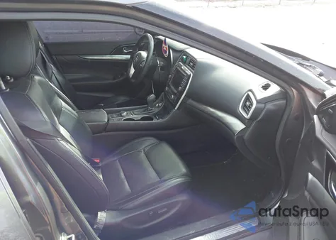 2019 Nissan Maxima 3.5 Sl из США, поврежденный, VIN 1N4AA6AV6KC377342